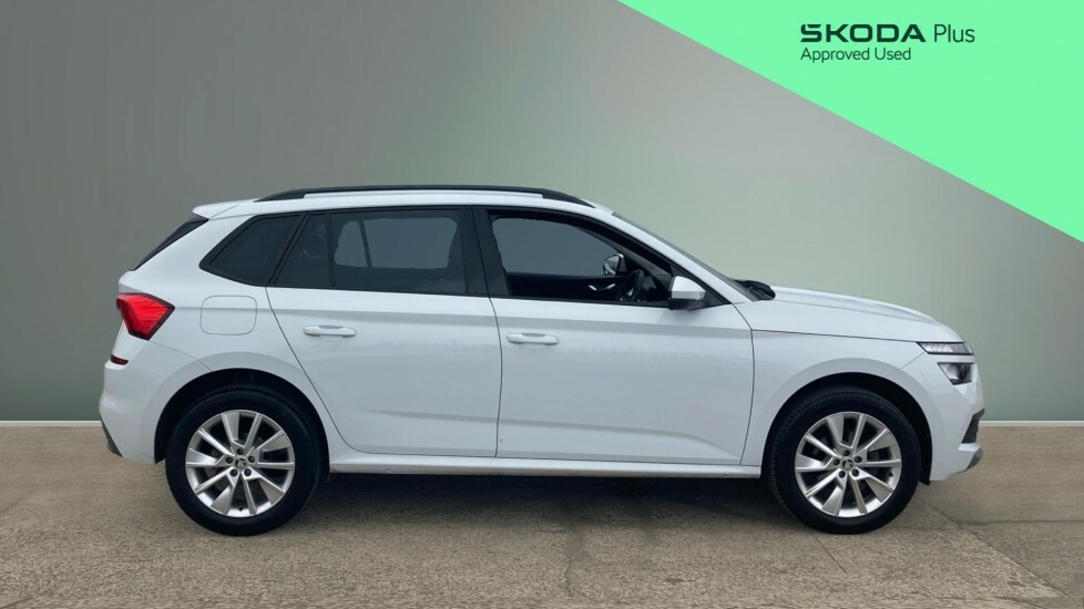 Skoda Kamiq Se Drive FH72JZK White #4