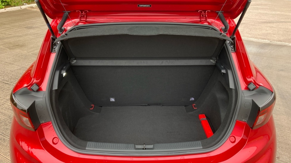 MG MG3 Trophy Red #4