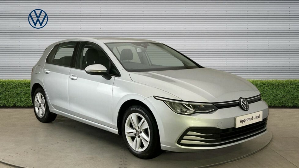 Volkswagen Golf Life Silver