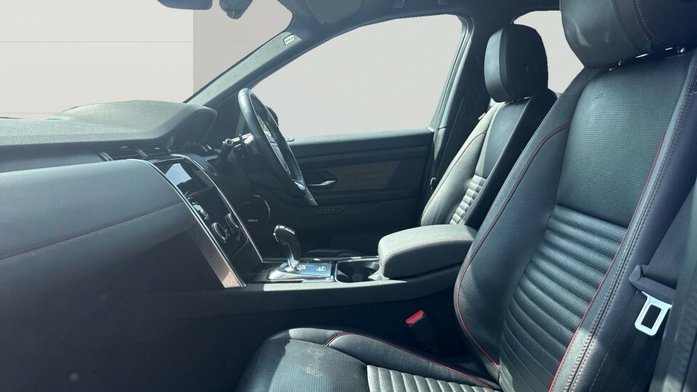 Land Rover Discovery Sport R-dynamic Hse Black #3
