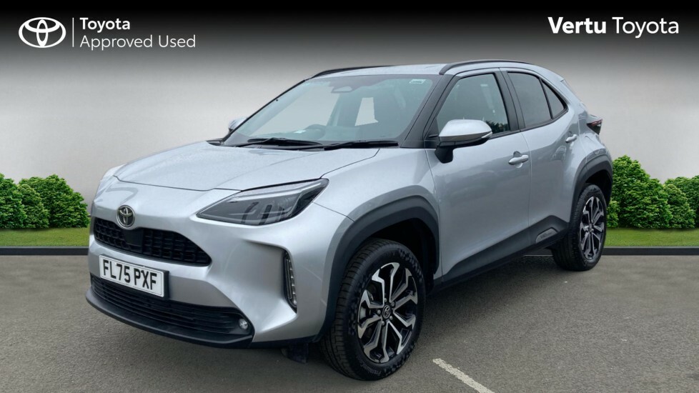 Toyota Yaris Cross Design FL75PXF Silver #3
