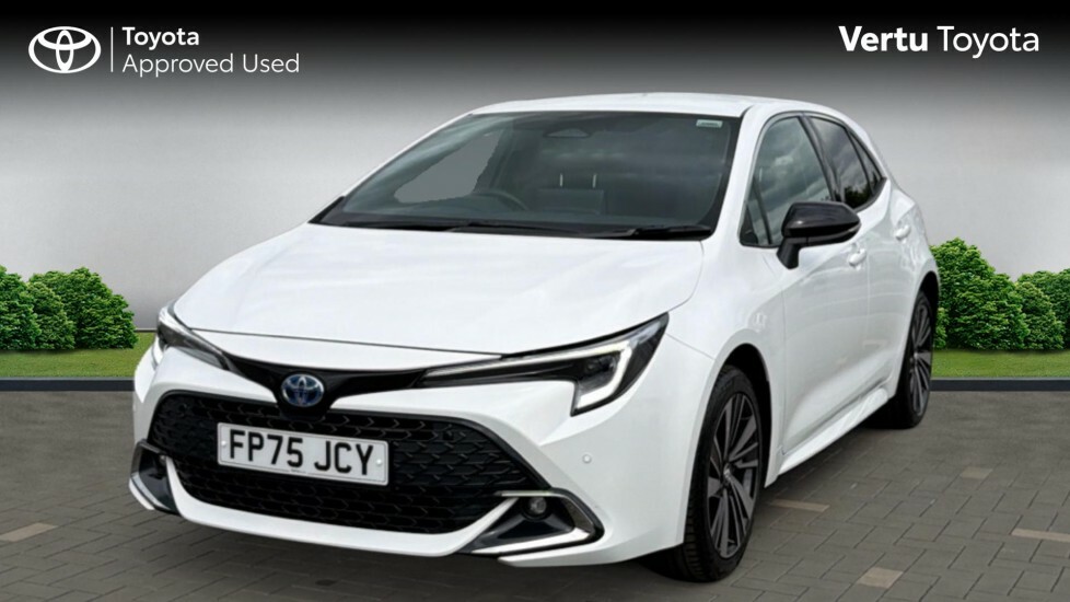 Toyota Corolla Design White #3