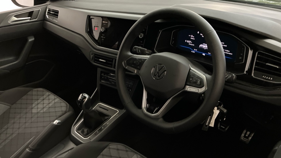 Volkswagen Taigo Black Edition VX26UHO Black #6
