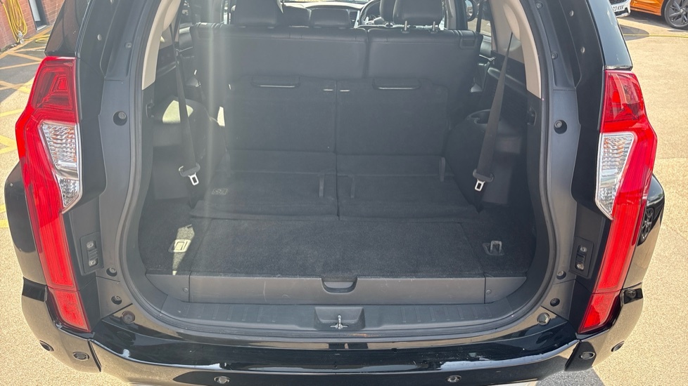 Mitsubishi Shogun Sport 4 Black #4