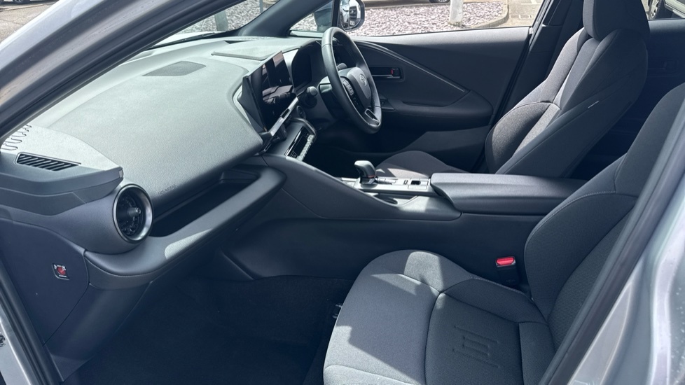 Toyota C-Hr Design FH25VVS Silver #5