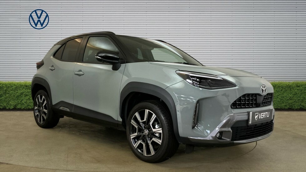 Toyota Yaris Cross Premiere Edition Green