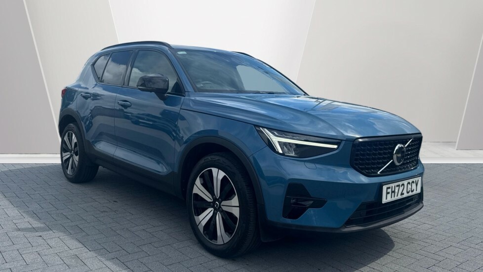 Volvo XC40 Ultimate Blue