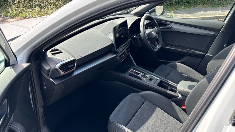 Cupra Formentor V2 White #2