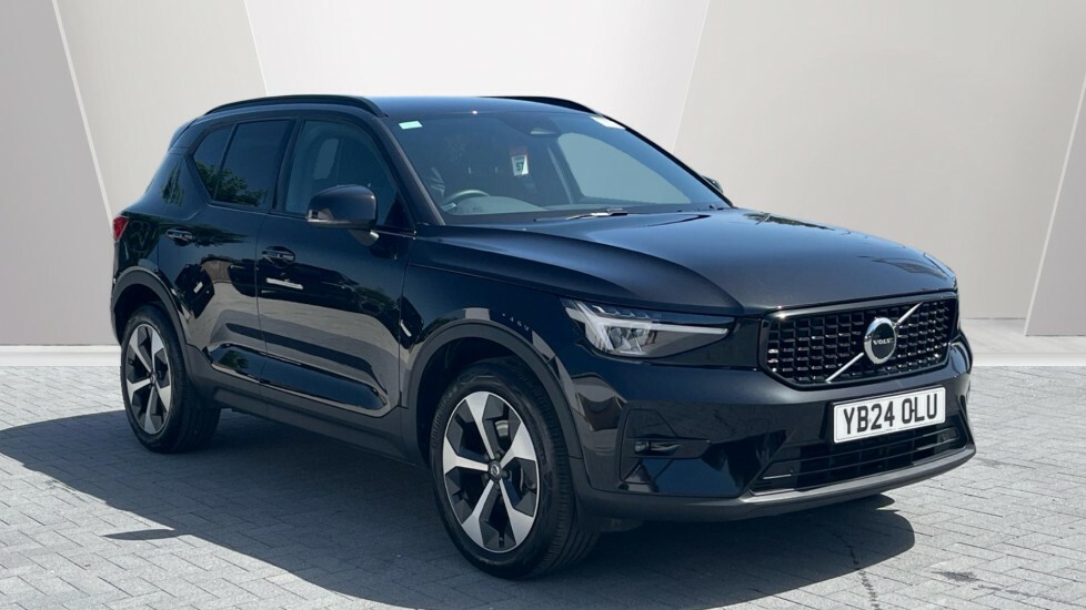 Volvo XC40 Plus Black