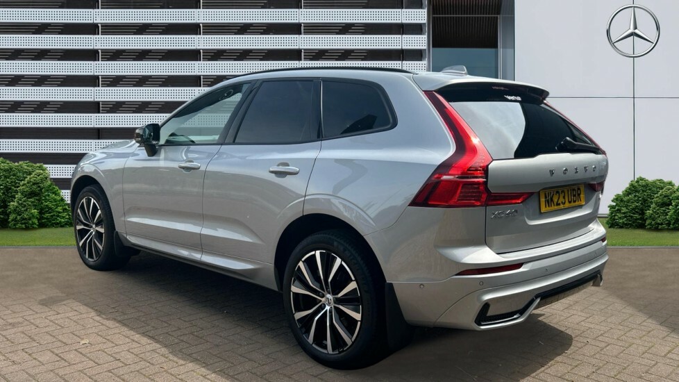 Volvo XC60 Plus Blue #2