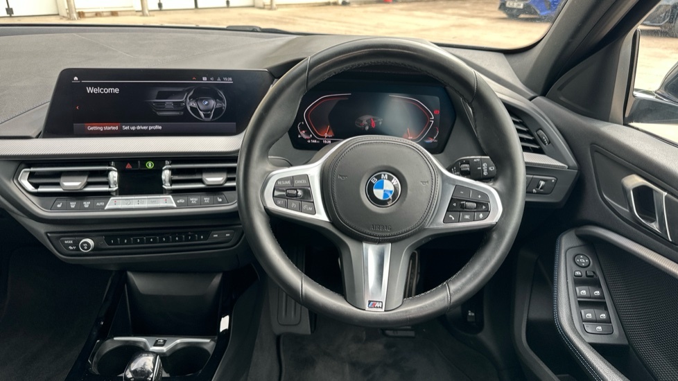 BMW 1 Series M Sport WG23DJY Grey #5