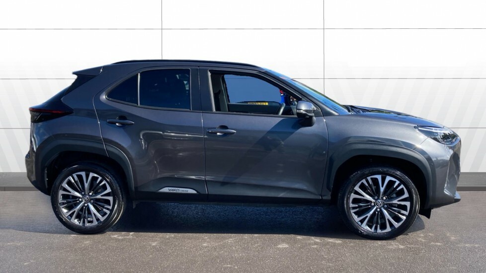 Toyota Yaris Cross Excel Grey #5