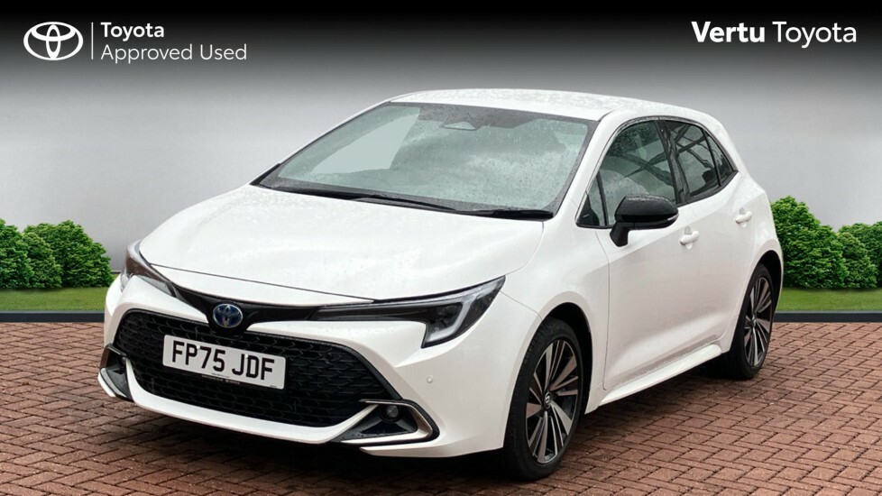 Toyota Corolla Design White #3