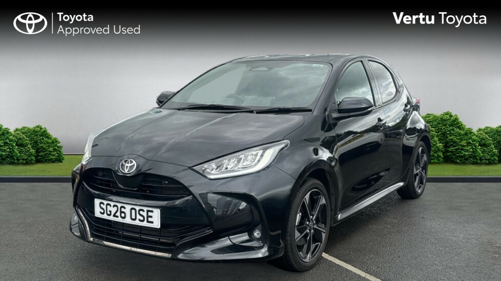 Toyota Yaris Excel Black #3