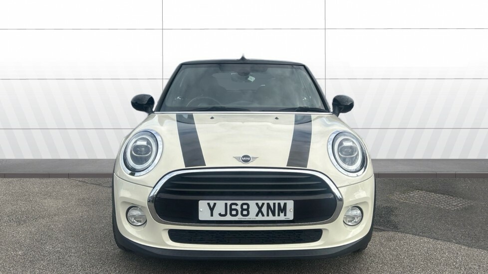 Mini Convertible Cooper Classic YJ68XNM White #3