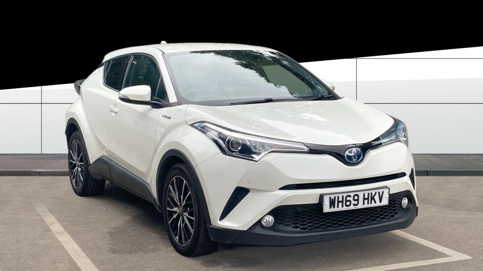 Toyota C-Hr Excel WH69HKV White