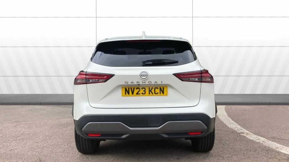 Nissan Qashqai N-connecta NV23KCN White #6