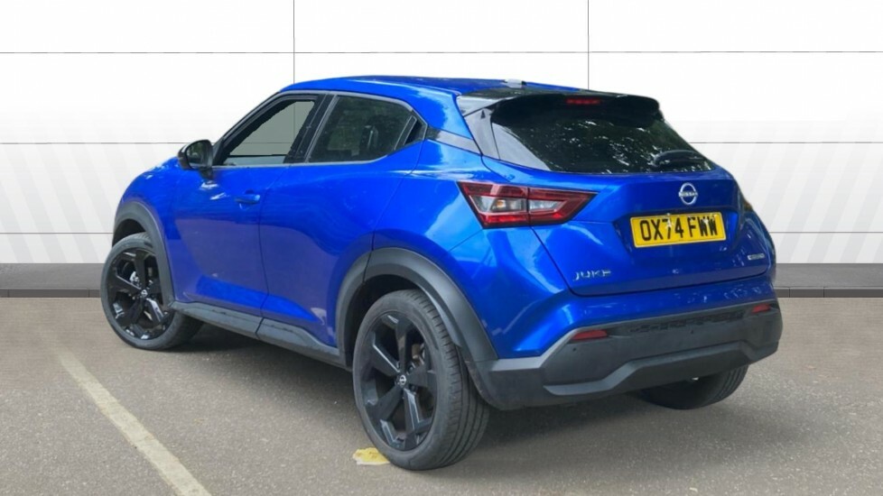 Nissan Juke Tekna Blue #2