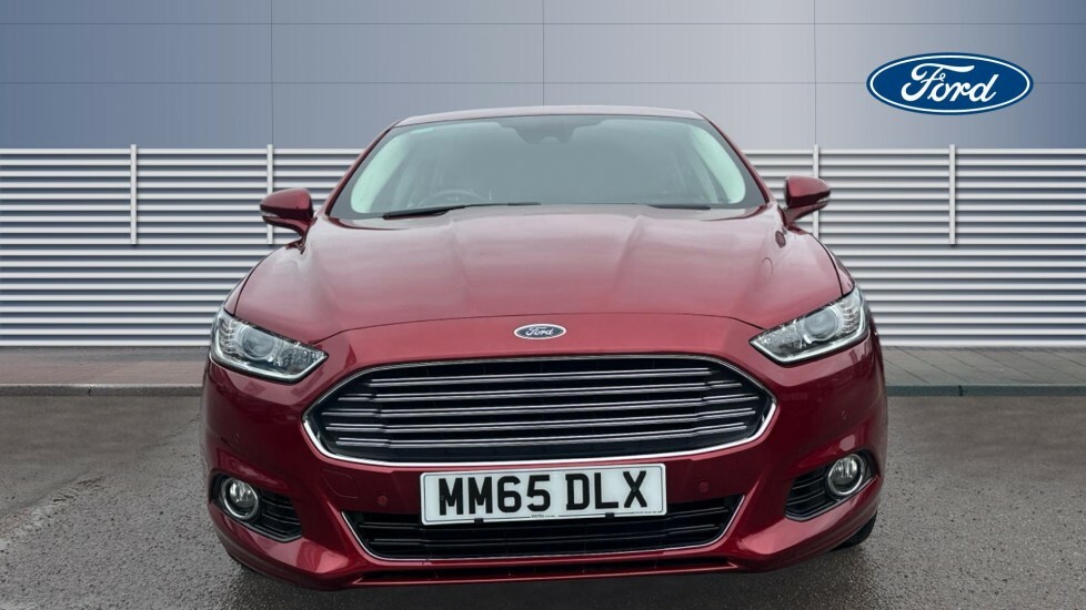 Ford Mondeo Titanium Red #3