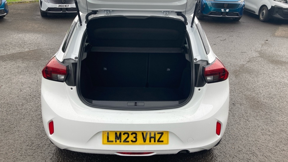 Vauxhall Corsa Design White #4