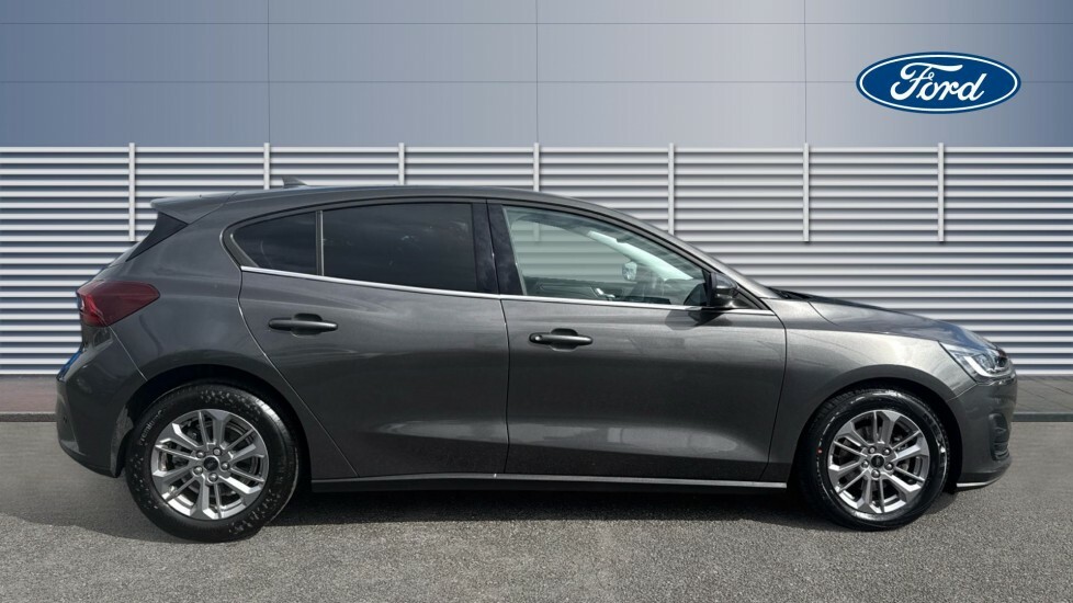 Ford Focus Titanium Grey #4