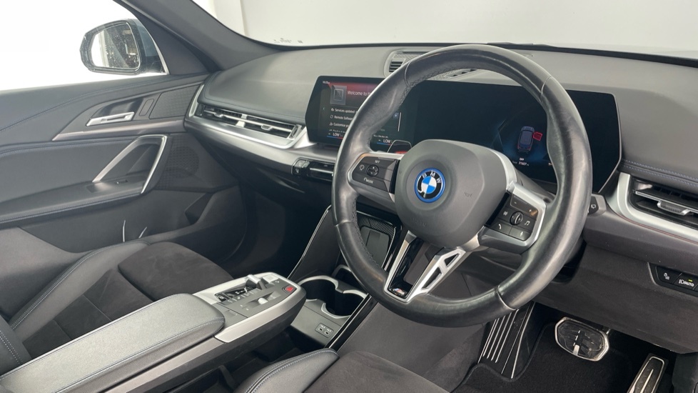 BMW iX1 M Sport AF23YYX #6