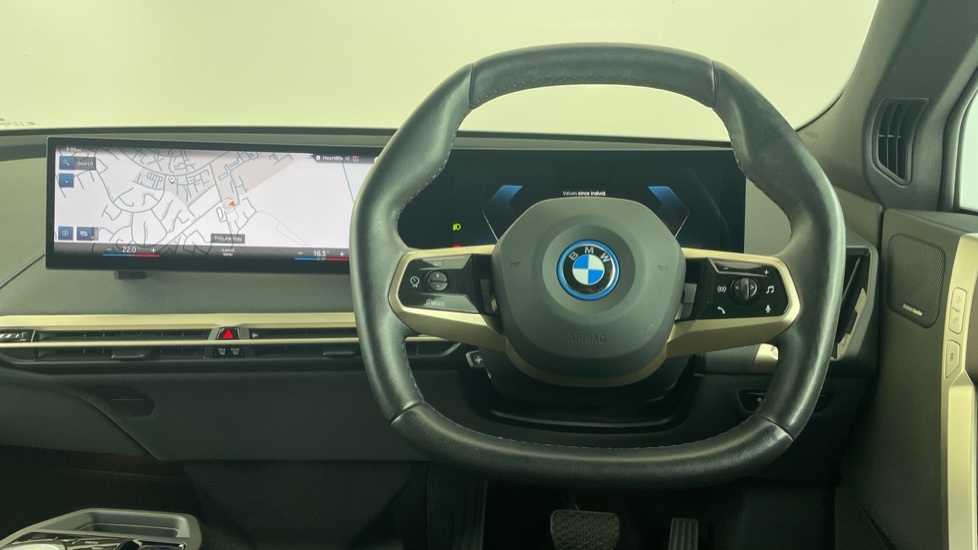 BMW iX M Sport Edition KR23BNK White #5
