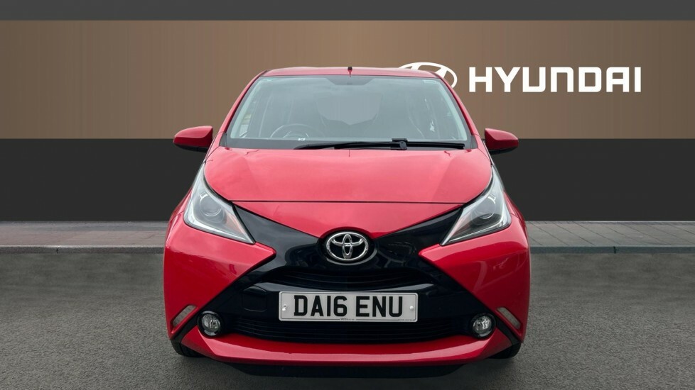Toyota Aygo X X-pression DA16ENU Red #3