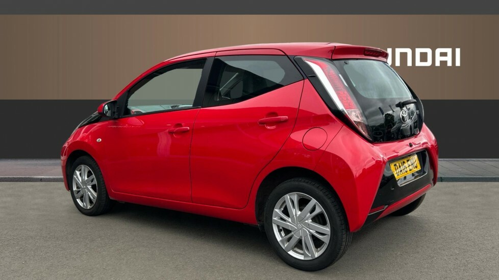 Toyota Aygo X X-pression DA16ENU Red #2