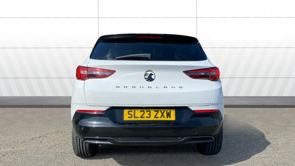 Vauxhall Grandland Gs White #6