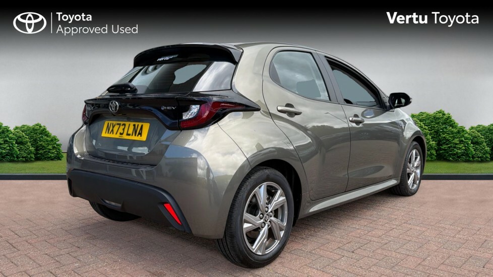 Toyota Yaris Icon NX73LNA Brown #2
