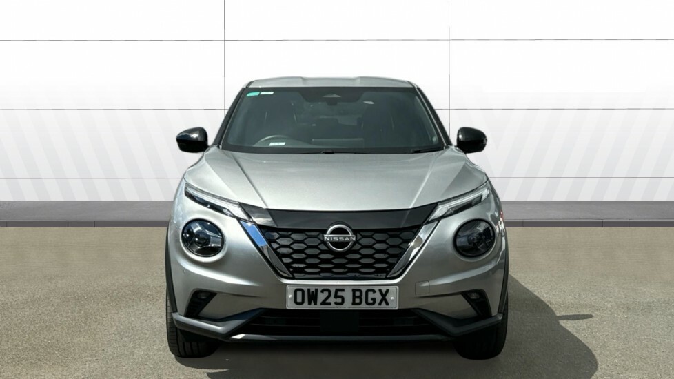 Nissan Juke Tekna Silver #3