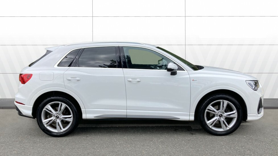 Audi Q3 S Line SL72OSK White #5