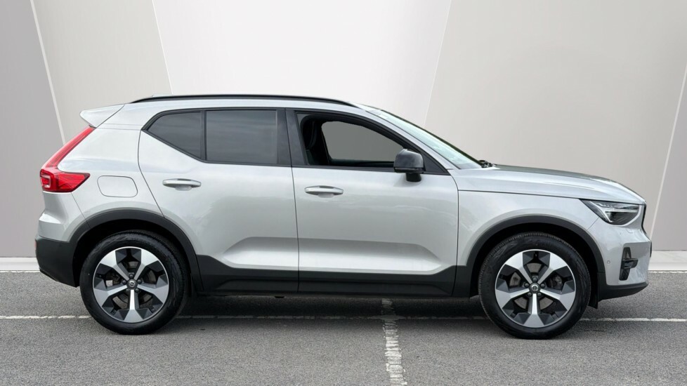 Volvo XC40 Ultimate Silver #3