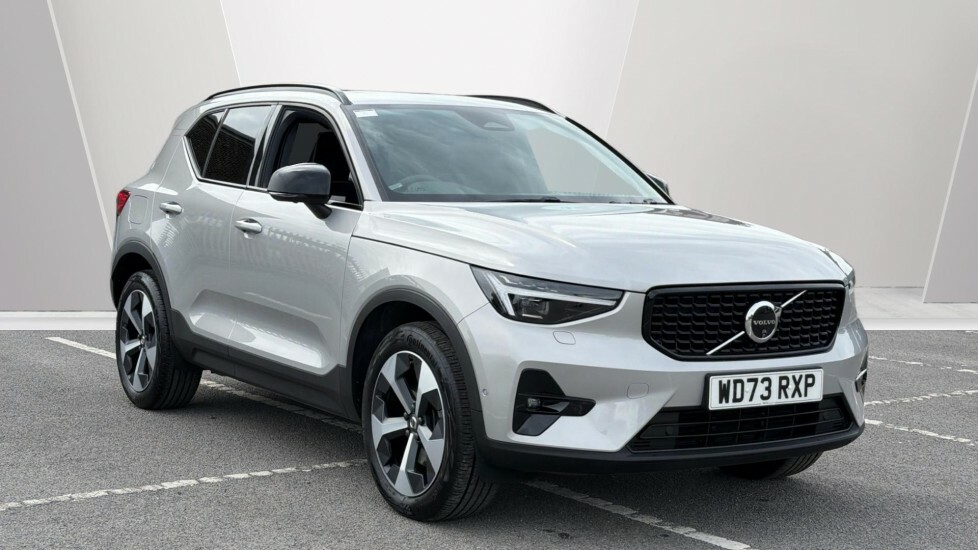Volvo XC40 Ultimate Silver