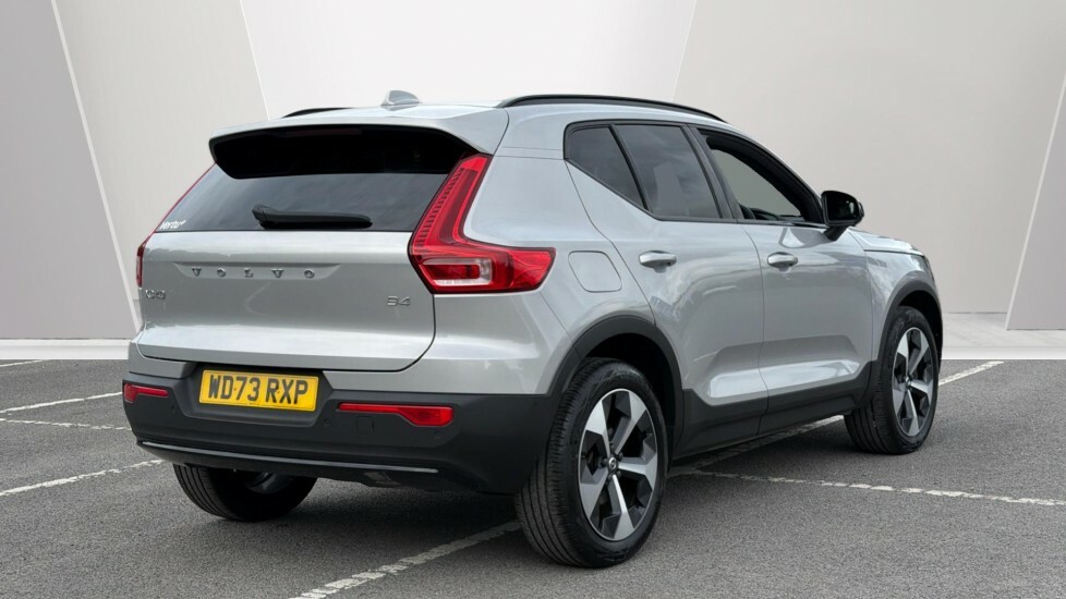 Volvo XC40 Ultimate Silver #2