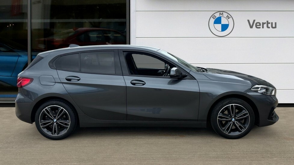 BMW 1 Series M Sport DV71XHK White #3