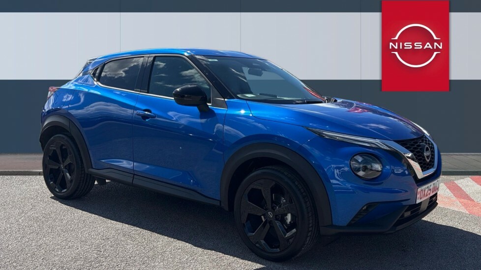 Nissan Juke Tekna Blue