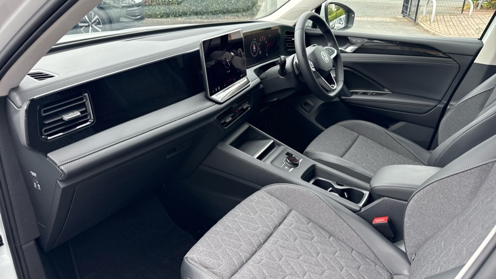 Volkswagen Tiguan Match White #2