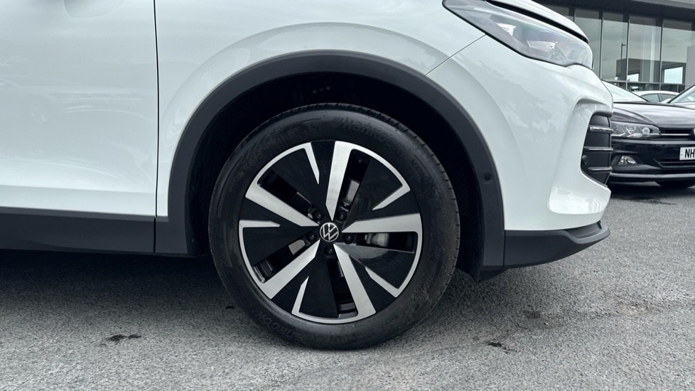 Volkswagen Tiguan Match White #5