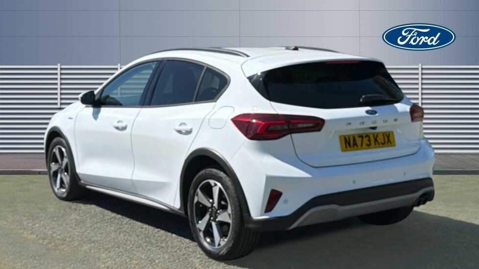 Ford Focus Active White #2