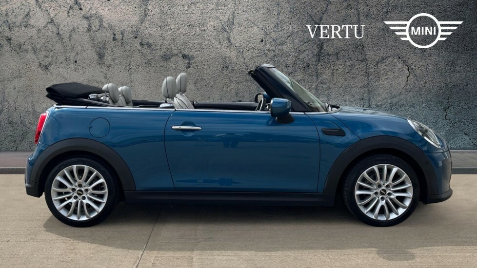 Mini Convertible Cooper Exclusive Blue #3