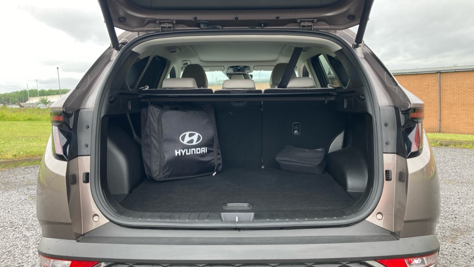 Hyundai Tucson Ultimate Gold #4