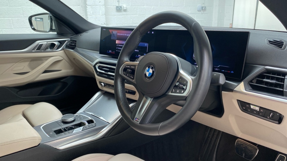 BMW 4 Series M Sport WG73VUA White #6