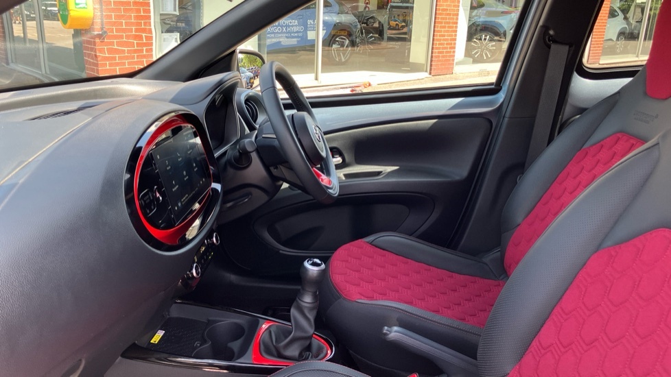Toyota Aygo X Undercover Grey #5