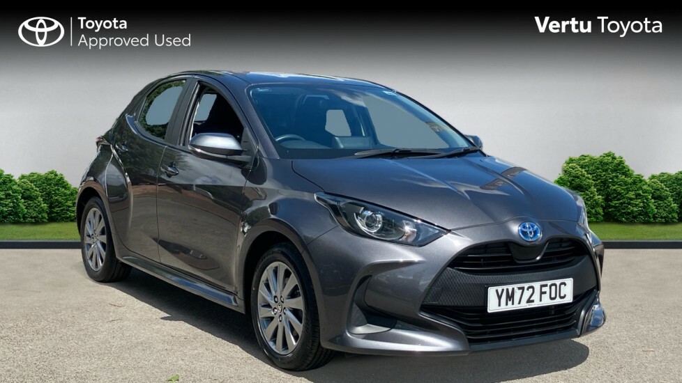 Toyota Yaris Icon Grey