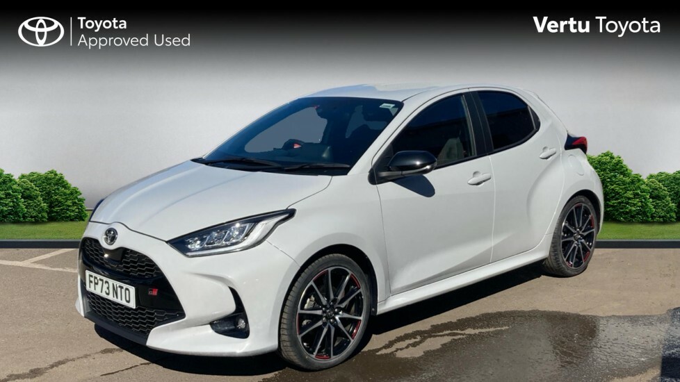 Toyota Yaris Gr Sport FP73NTO Grey #3