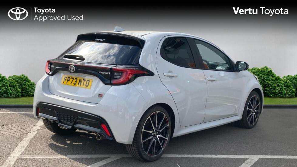 Toyota Yaris Gr Sport FP73NTO Grey #2