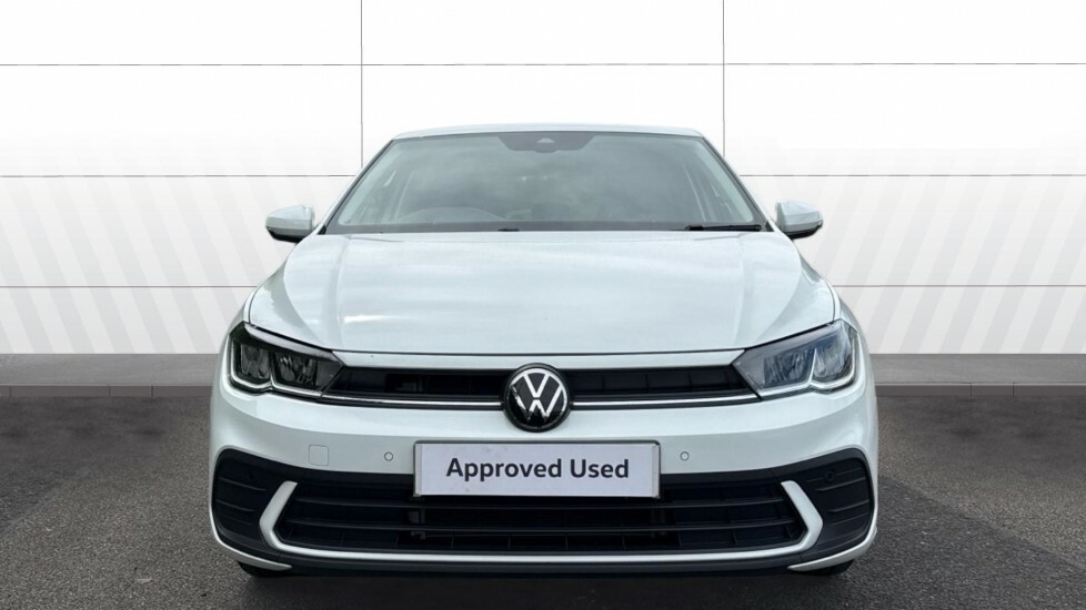 Volkswagen Polo Match White #3