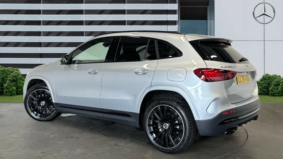Mercedes-Benz GLA Class Amg Line LL75FBA Silver #2